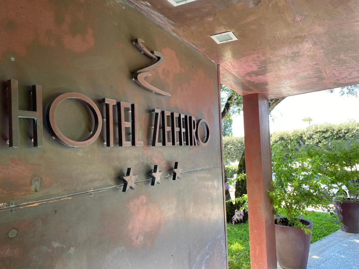 Hotel Zeffiro ซาบาอูเดีย ภายนอก รูปภาพ